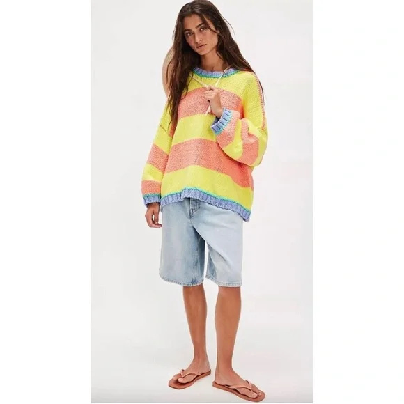 Free People Beach Ball Chic Pullover Oversized Knit Sweater - Picture 2 of 10